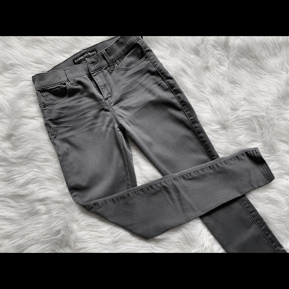 express skinny-leg, soft-jean leggings, size 2R